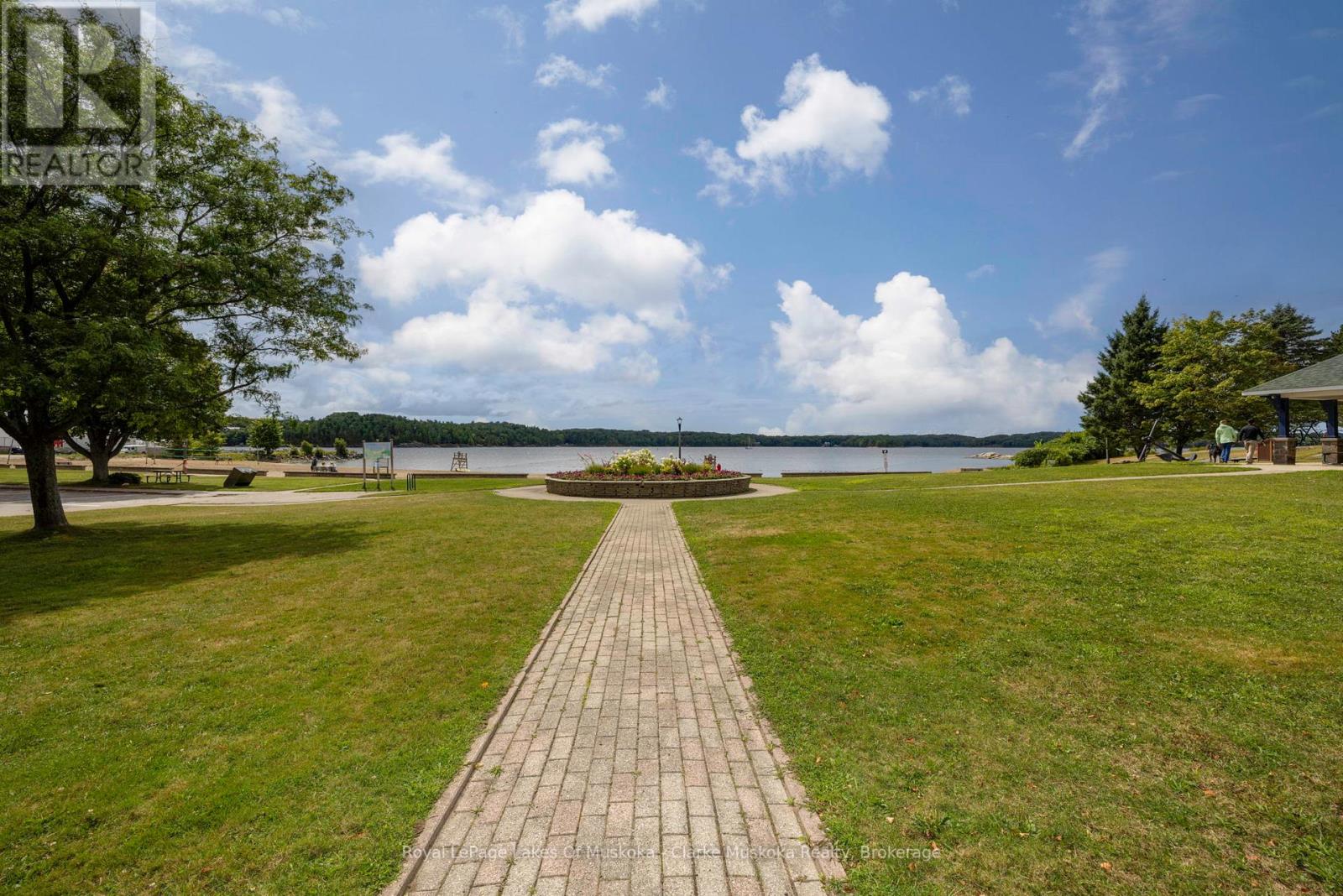 14 Glen Avenue, Parry Sound, Ontario  P2A 2B8 - Photo 32 - X12819532