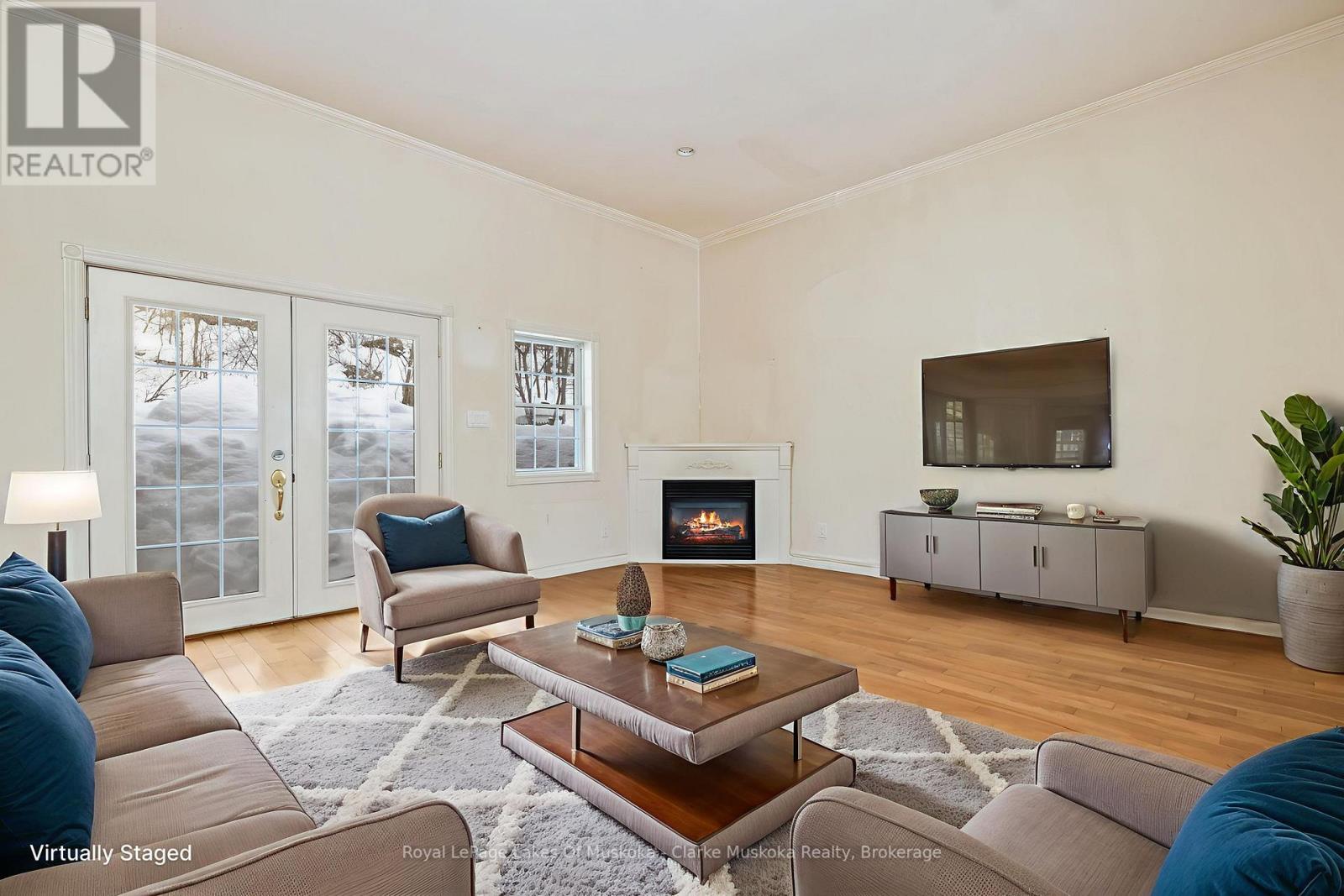 14 Glen Avenue, Parry Sound, Ontario  P2A 2B8 - Photo 5 - X12819532