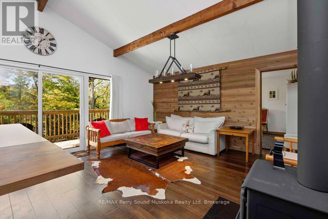 37 Lynberry Drive, Seguin, Ontario  P2A 2W9 - Photo 14 - X12819618