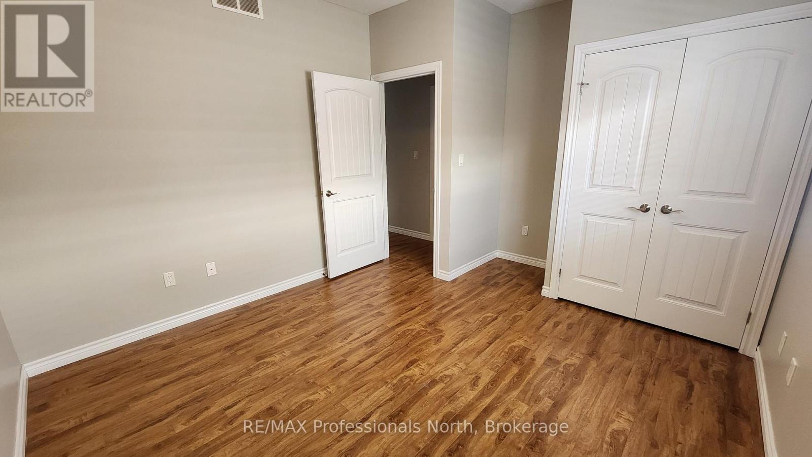 19 Duncan Street E, Huntsville, Ontario  P1H 1P6 - Photo 32 - X12821122