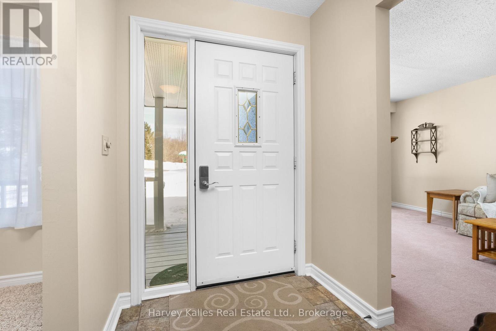 29 Glenwood Drive, Huntsville, Ontario  P1H 1B6 - Photo 4 - X12822100