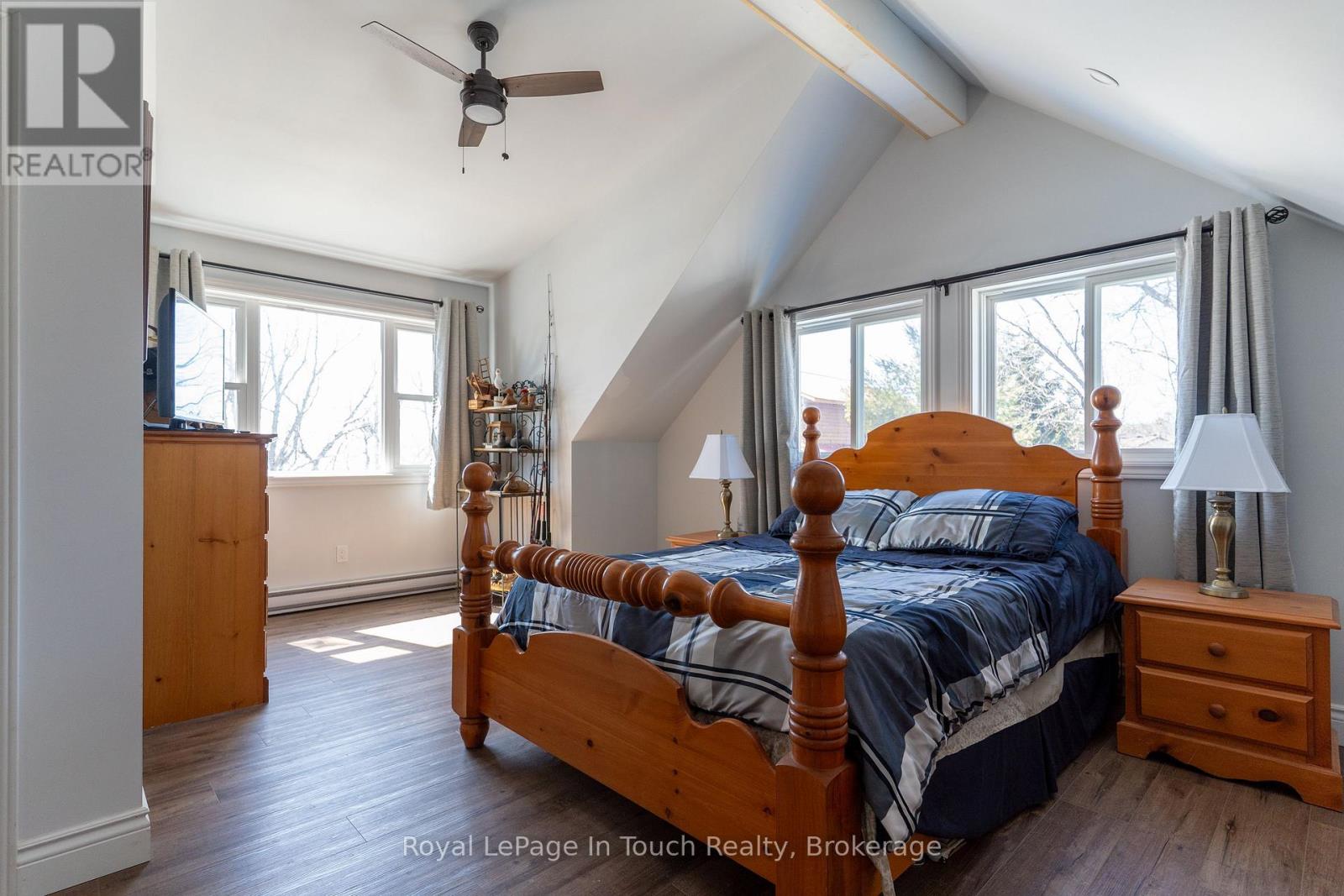 26 Macey Bay Road, Georgian Bay, Ontario  L0K 1S0 - Photo 17 - X12822758