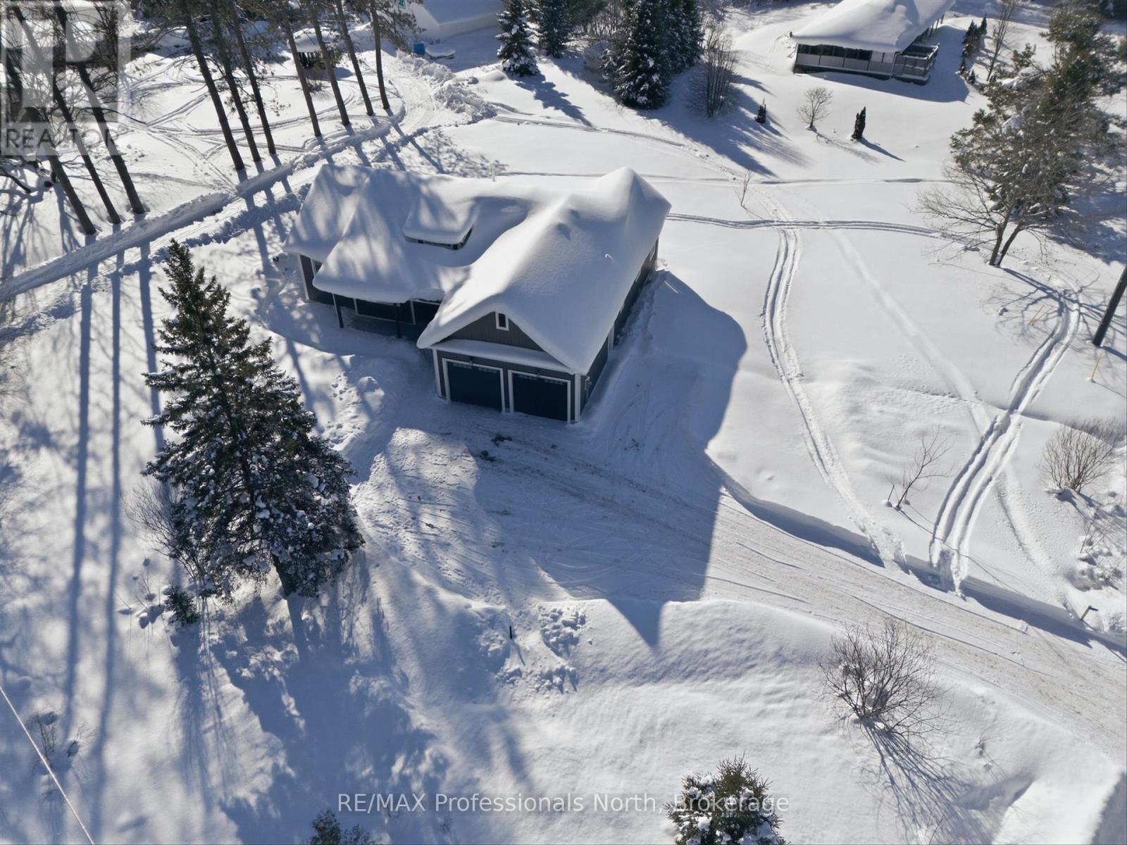 11 Clarkes Lane, Huntsville, Ontario  P0B 1M0 - Photo 48 - X12823074