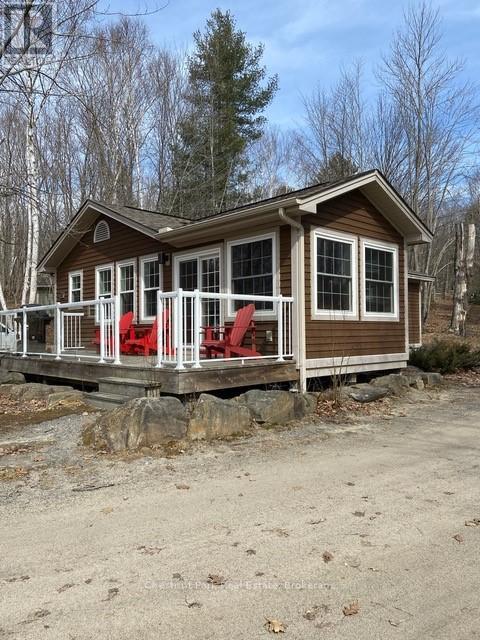 107-10 - 1052 Rat Bay Road, Lake Of Bays, Ontario  P1H 2J6 - Photo 3 - X12825820