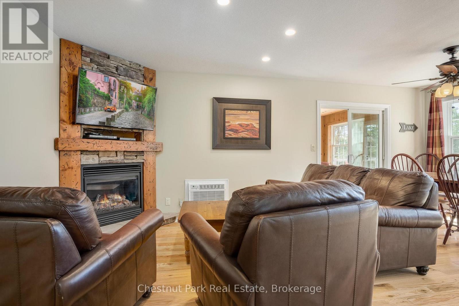 107-3 - 1052 Rat Bay Road, Lake Of Bays, Ontario  P1H 2J6 - Photo 5 - X12825826