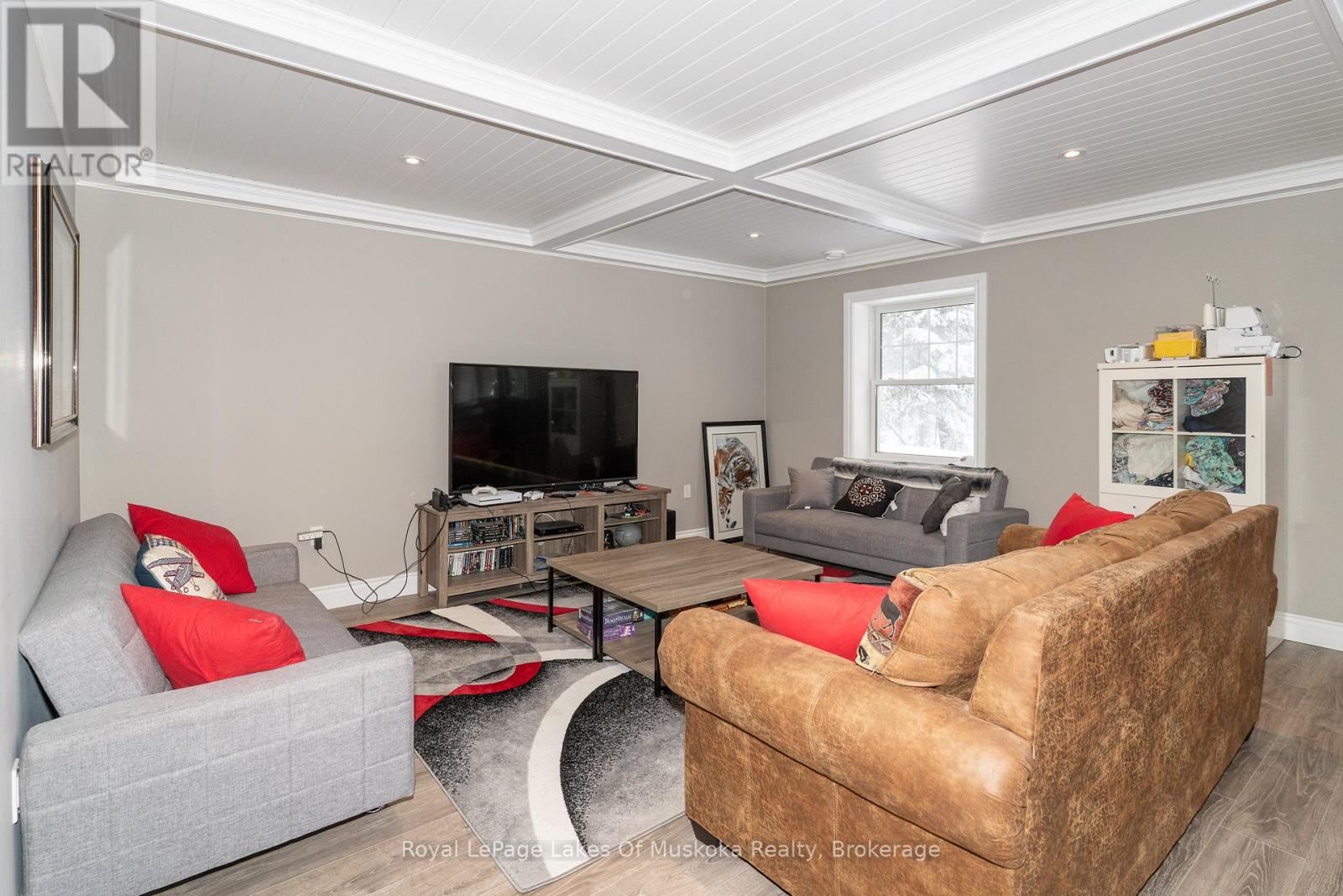 1039 Falkenburg Road, Bracebridge, Ontario  P1L 1X4 - Photo 38 - X12826080