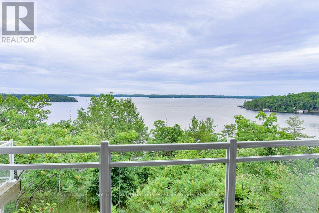 T202 (A2) - 1869 Muskoka Road 118 W, Muskoka Lakes, Ontario  P1L 1W8 - Photo 1 - X12826424