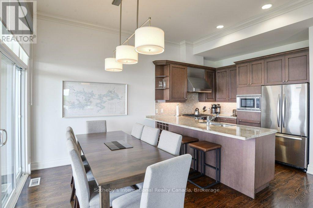 T202 (B2) - 1869 Muskoka Road 118 W, Muskoka Lakes, Ontario  P1L 1W8 - Photo 5 - X12826432
