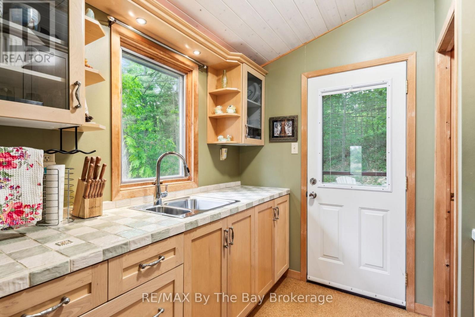 3688 Is 1810, Bone Is, Georgian Bay, Ontario  P0E 1E0 - Photo 38 - X12827006