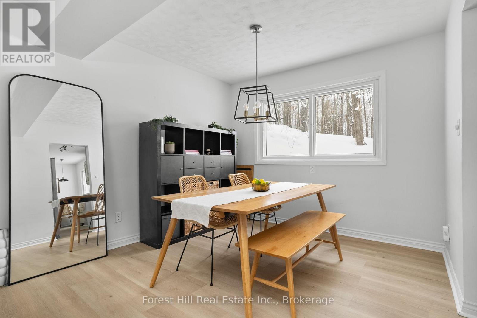 1 Maplecrest Court, Huntsville, Ontario  P1H 1G2 - Photo 12 - X12827366