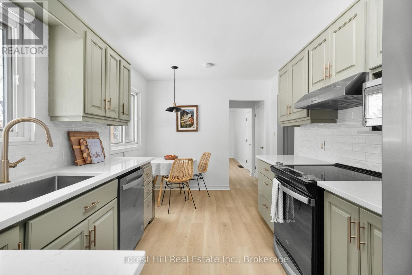 1 Maplecrest Court, Huntsville, Ontario  P1H 1G2 - Photo 13 - X12827366