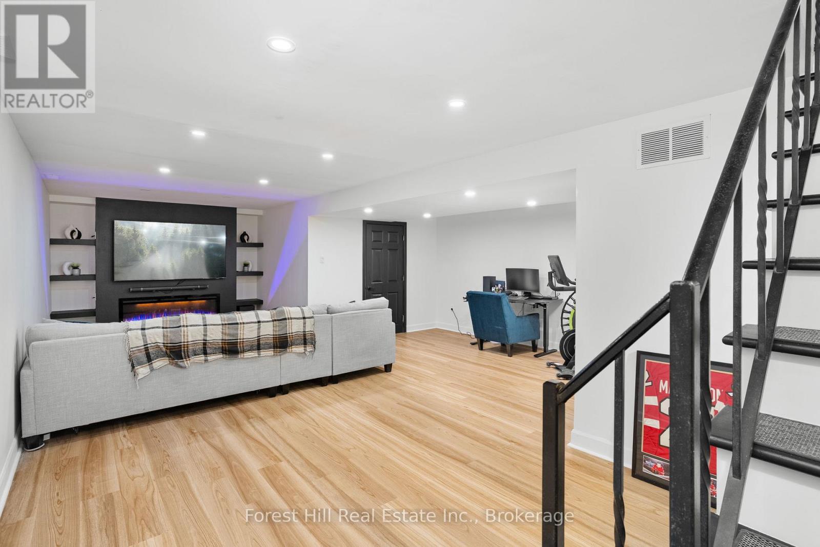 1 Maplecrest Court, Huntsville, Ontario  P1H 1G2 - Photo 26 - X12827366