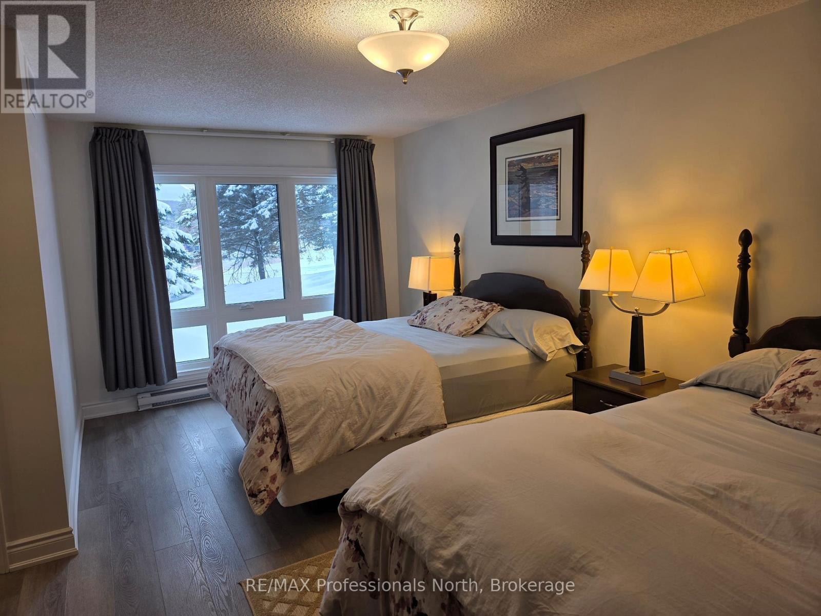 105 - 32 Deerhurst Greens Drive, Huntsville, Ontario  P1H 2E8 - Photo 12 - X12828664