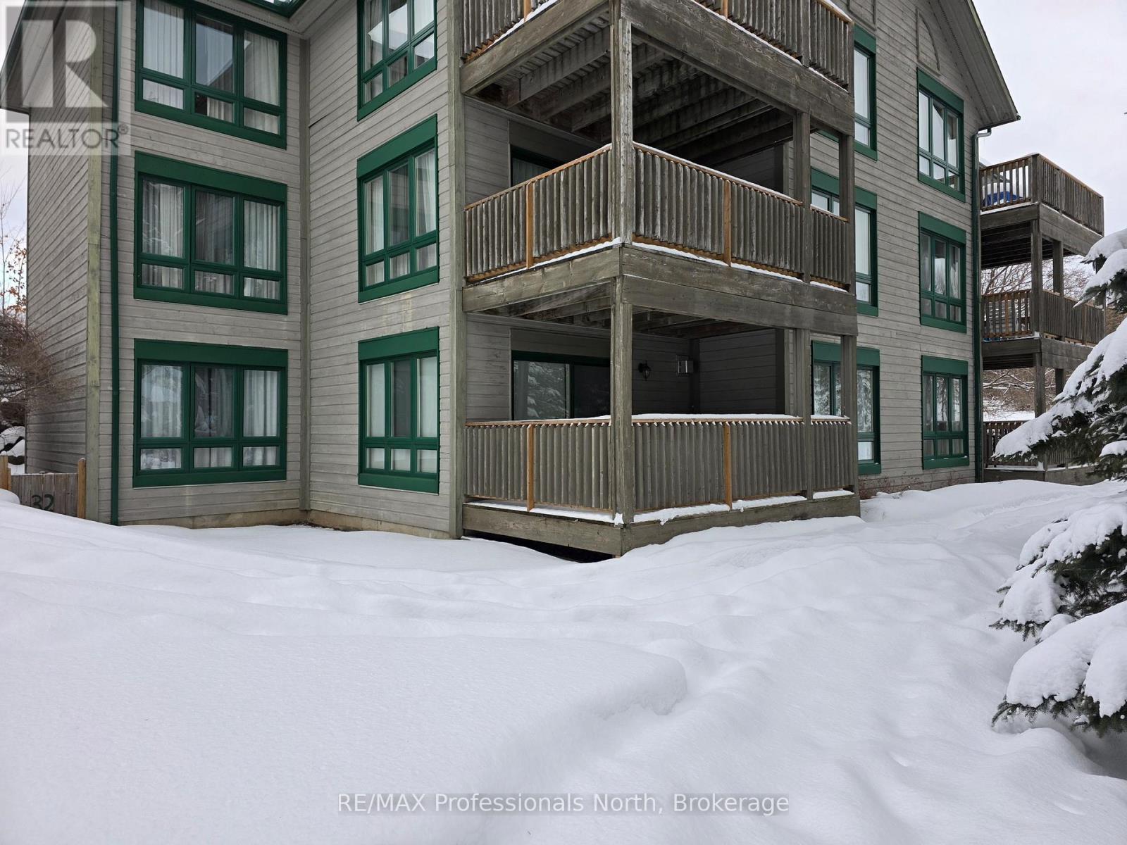 105 - 32 Deerhurst Greens Drive, Huntsville, Ontario  P1H 2E8 - Photo 24 - X12828664