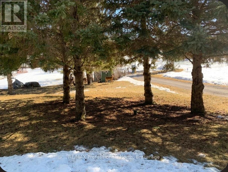 105 - 32 Deerhurst Greens Drive, Huntsville, Ontario  P1H 2E8 - Photo 31 - X12828664