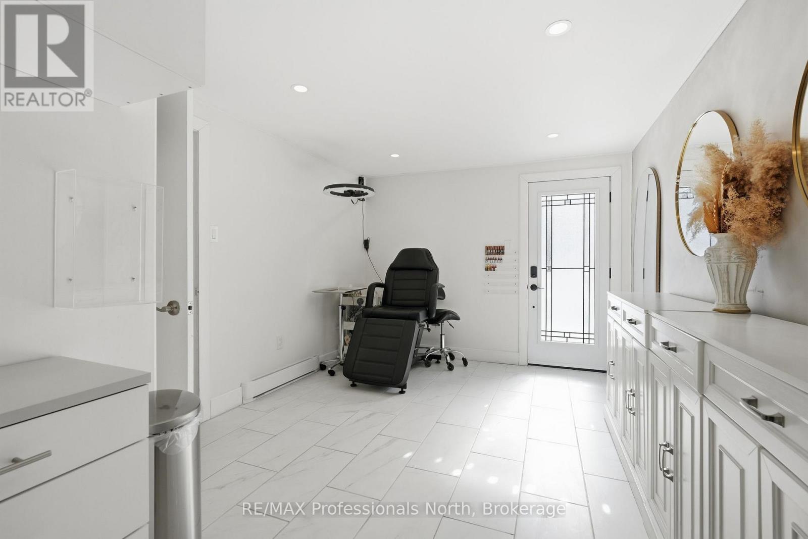 26 Maypark Drive, Bracebridge, Ontario  P1L 1C3 - Photo 22 - X12830124