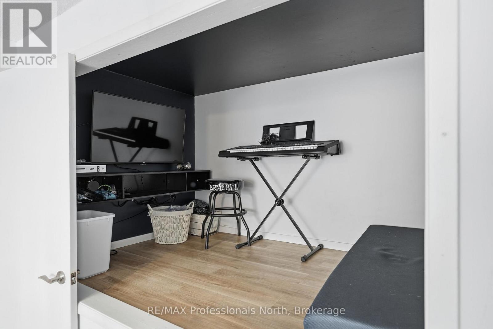 26 Maypark Drive, Bracebridge, Ontario  P1L 1C3 - Photo 38 - X12830124