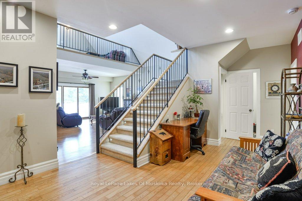 2411 Hwy. 118 E. Highway, Bracebridge, Ontario  P1L 1X1 - Photo 14 - X12831712