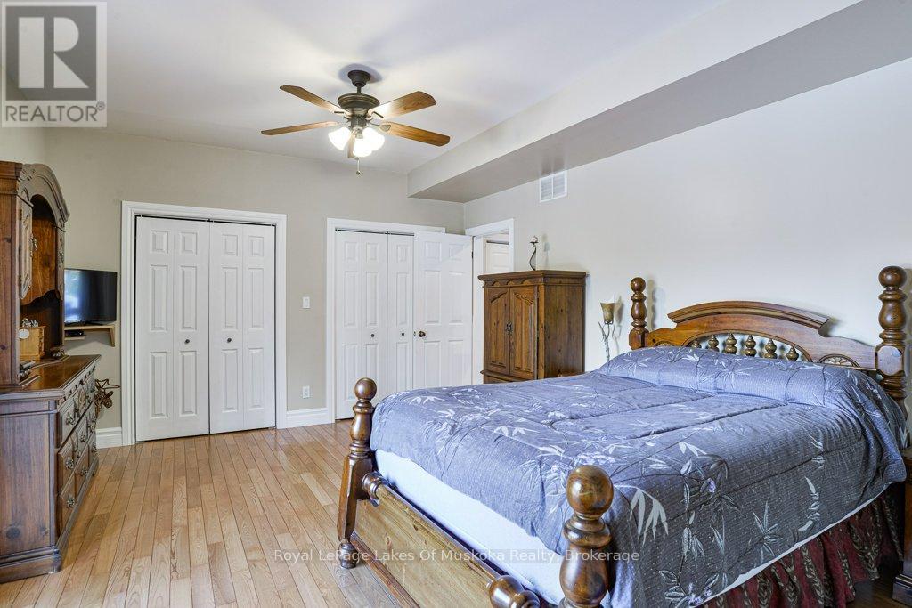 2411 Hwy. 118 E. Highway, Bracebridge, Ontario  P1L 1X1 - Photo 17 - X12831712