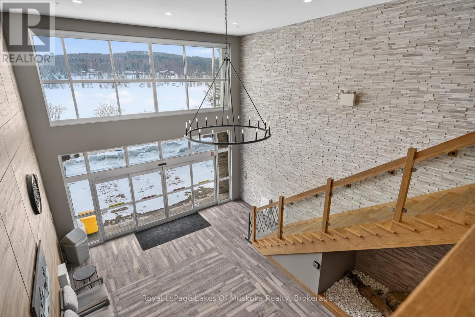 102 - 25 Pen Lake Point Road, Huntsville, Ontario  P1H 1A9 - Photo 20 - X12831966