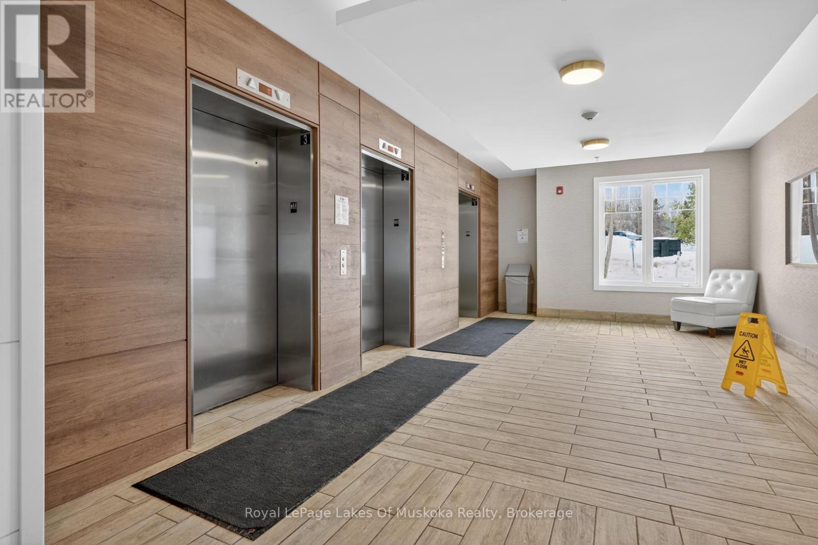 102 - 25 Pen Lake Point Road, Huntsville, Ontario  P1H 1A9 - Photo 21 - X12831966