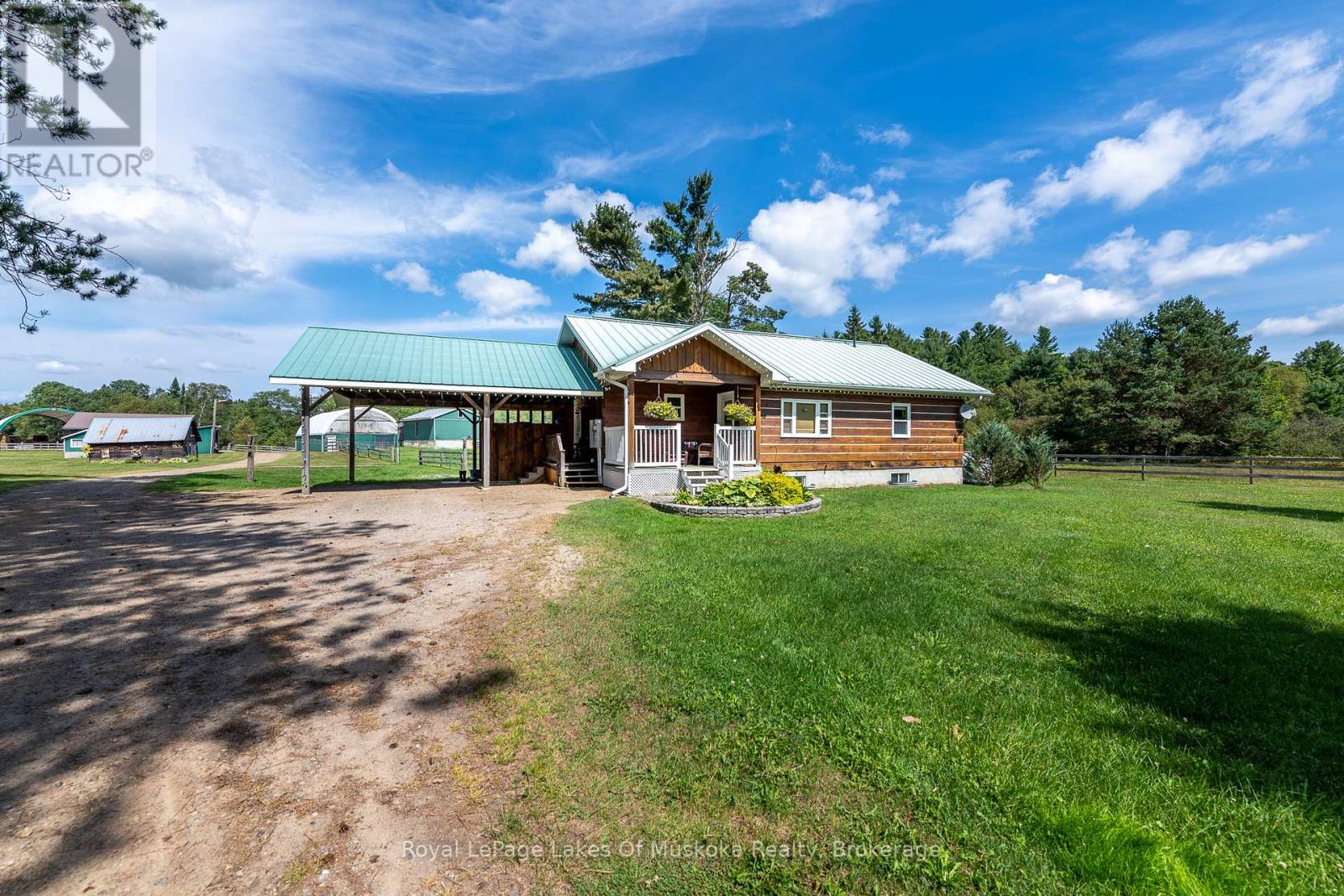 214 North Lancelot Road, Huntsville, Ontario  P0B 1M0 - Photo 3 - X12832716