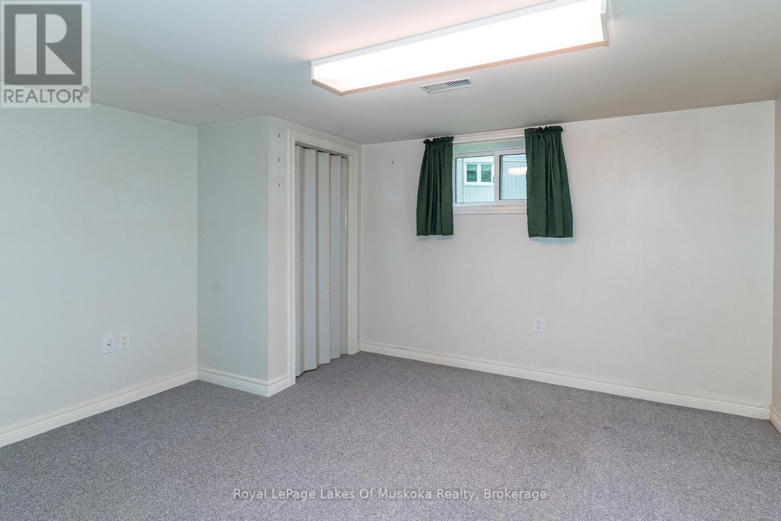 25 Stonehedge Close, Gravenhurst, Ontario  P1P 1Y7 - Photo 32 - X12833586