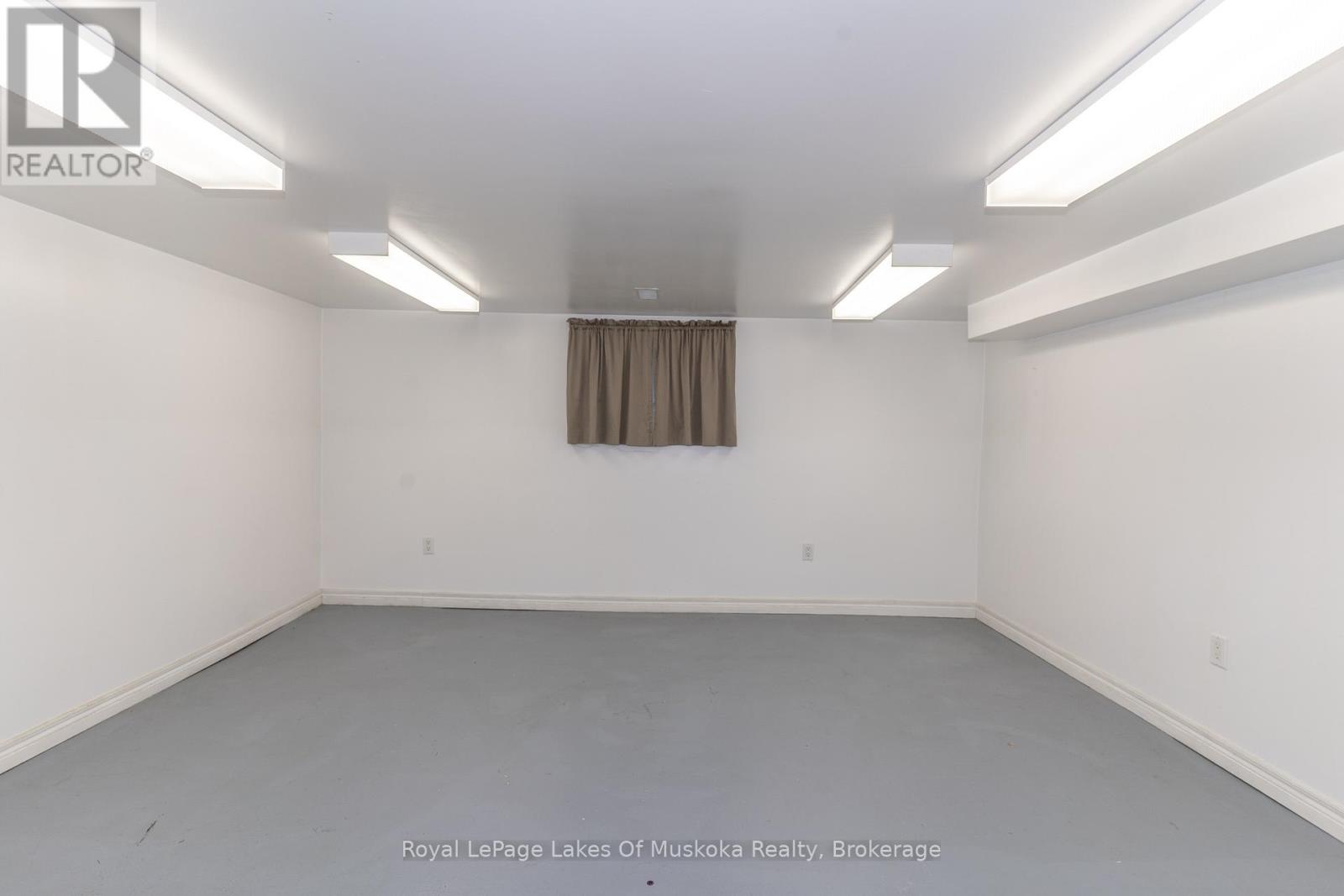 25 Stonehedge Close, Gravenhurst, Ontario  P1P 1Y7 - Photo 35 - X12833586