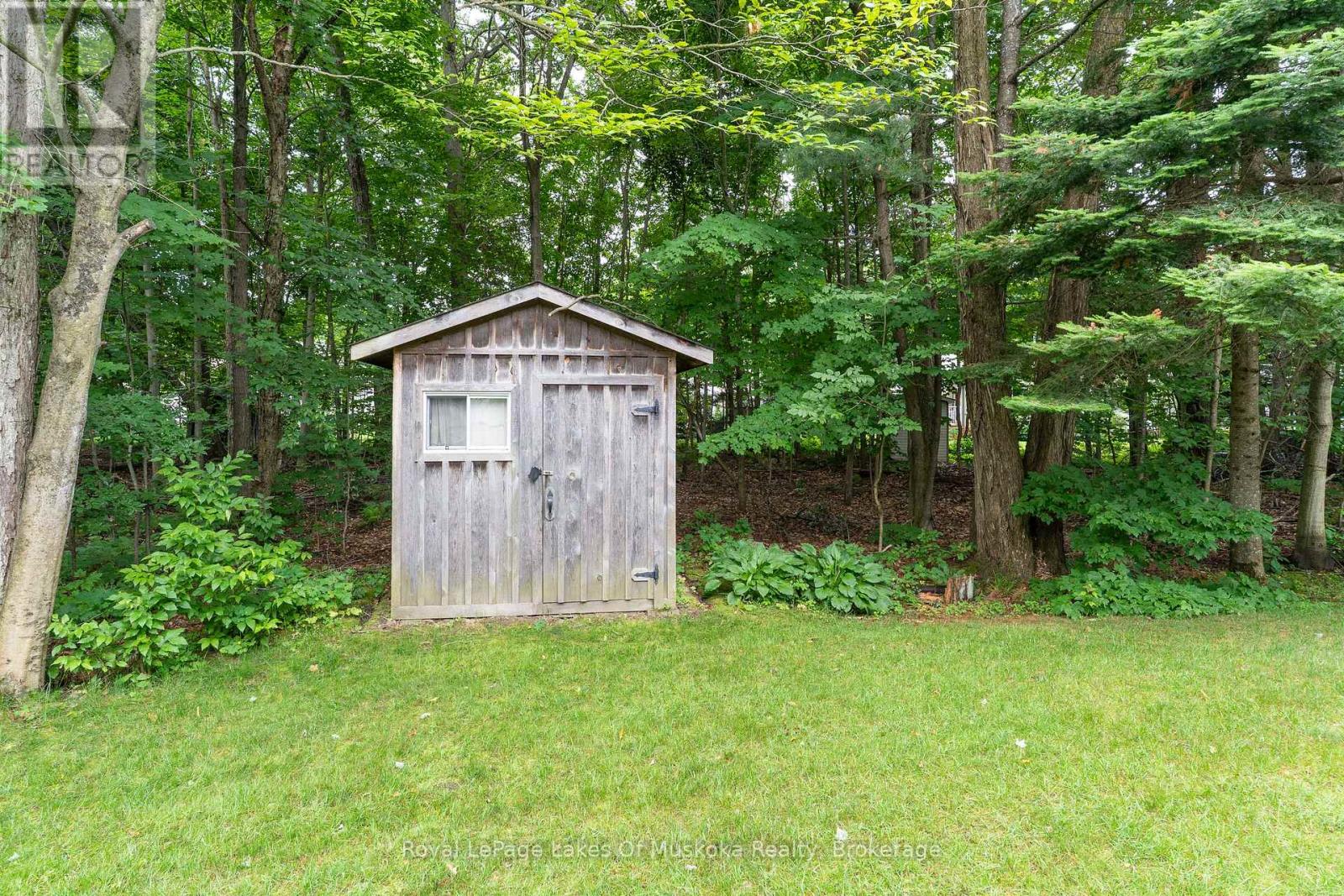 25 Stonehedge Close, Gravenhurst, Ontario  P1P 1Y7 - Photo 37 - X12833586