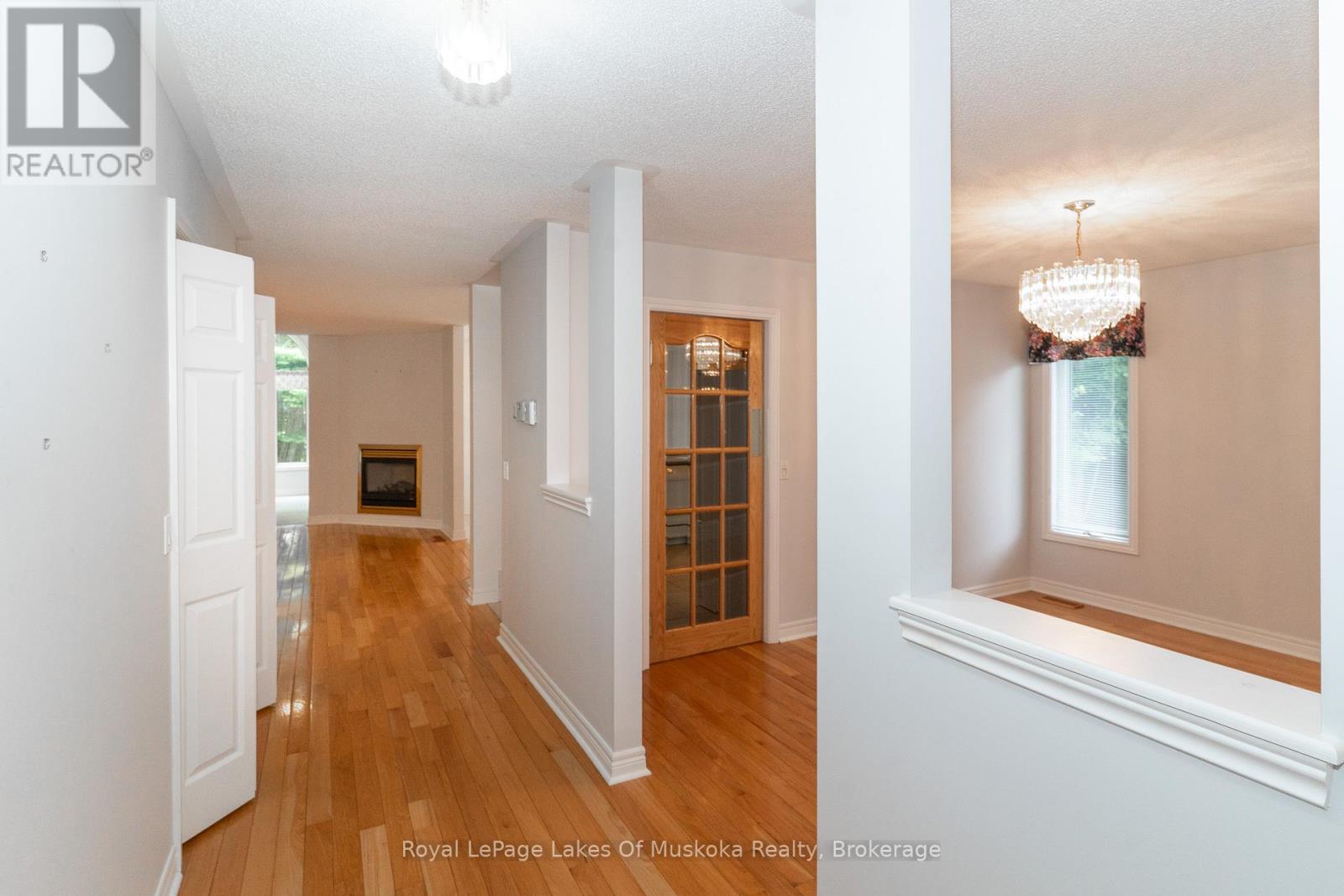 25 Stonehedge Close, Gravenhurst, Ontario  P1P 1Y7 - Photo 5 - X12833586