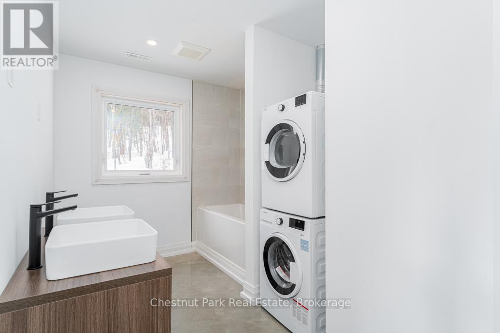 1299 Hekkla Road, Muskoka Lakes, Ontario  P0C 1J0 - Photo 19 - X12834996