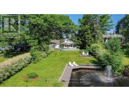 <div class="price">$1,599,900</div> 9 Mountview Avenue, Huntsville<br><div style="margin-bottom:8px;"><small>Royal LePage Lakes Of Muskoka Realty</small></div><div class='bed_bath'>4 Bed | 3 Bath</div>
