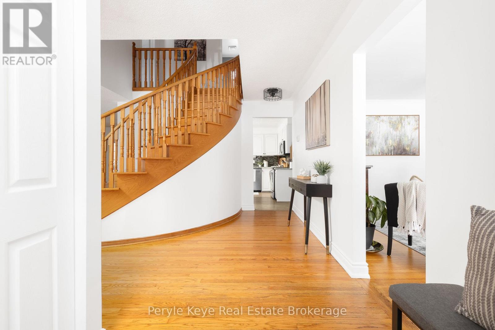 11 Silverwood Drive, Huntsville, Ontario  P1H 1N1 - Photo 8 - X12837588