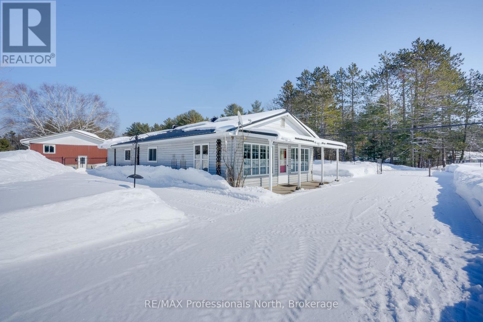 1003 Settlers Lane, Bracebridge, Ontario  P1L 1W9 - Photo 1 - X12837644