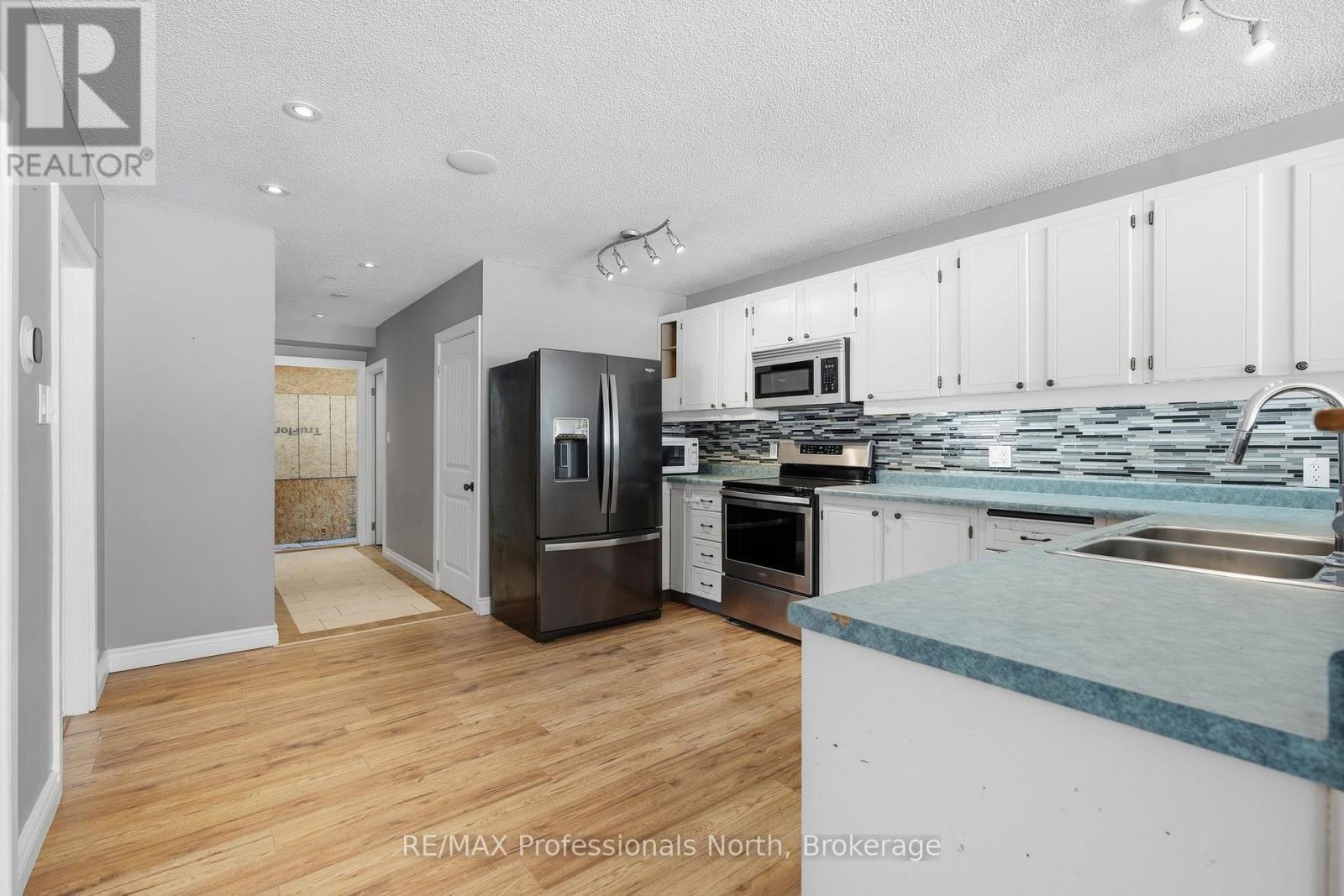 1003 Settlers Lane, Bracebridge, Ontario  P1L 1W9 - Photo 15 - X12837644