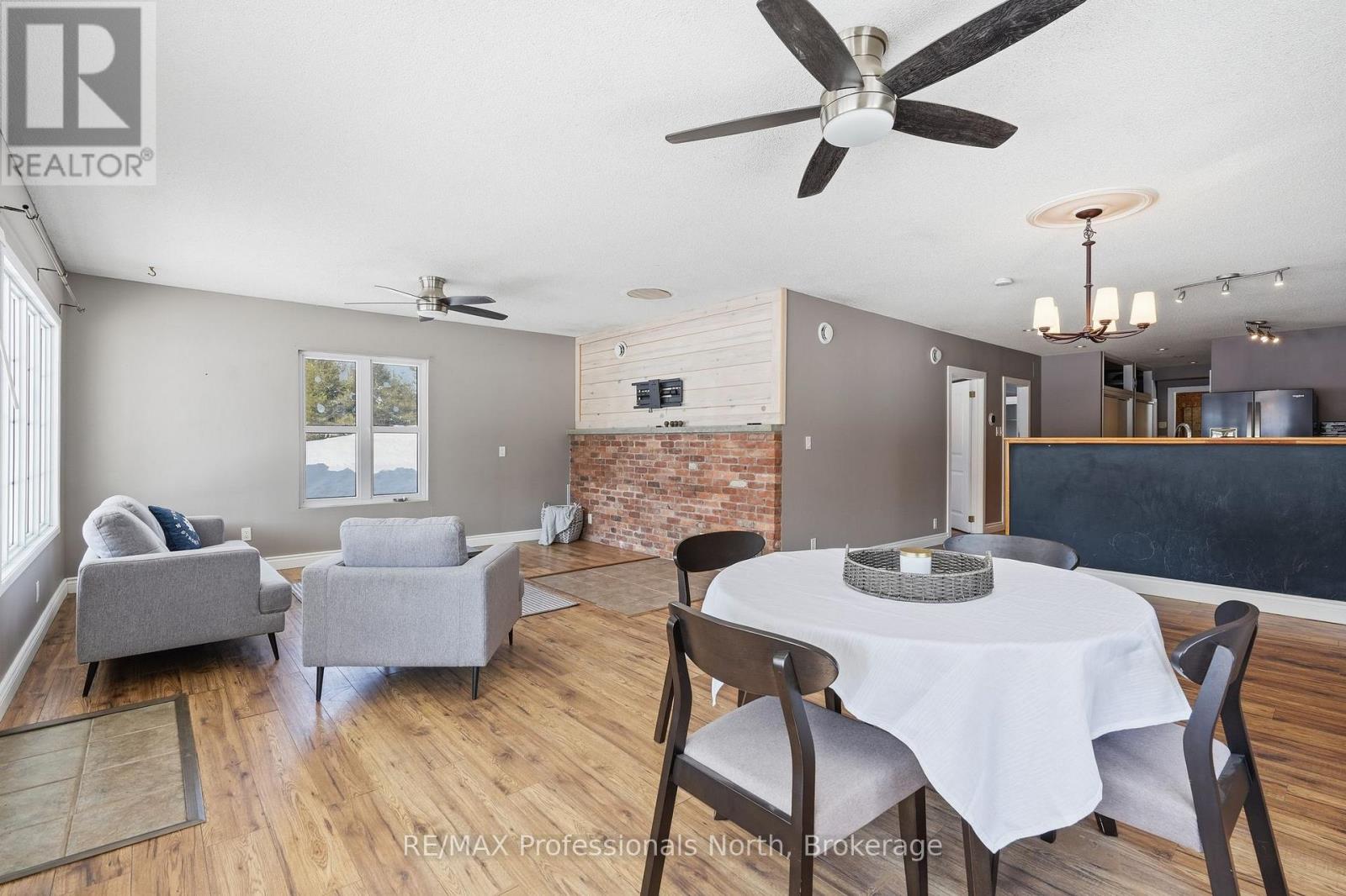 1003 Settlers Lane, Bracebridge, Ontario  P1L 1W9 - Photo 24 - X12837644