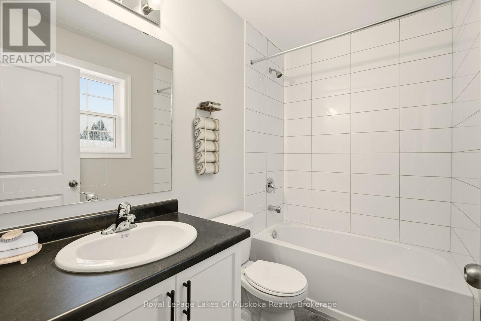 17 Mcconnell Crescent, Bracebridge, Ontario  P1L 0N7 - Photo 17 - X12838920