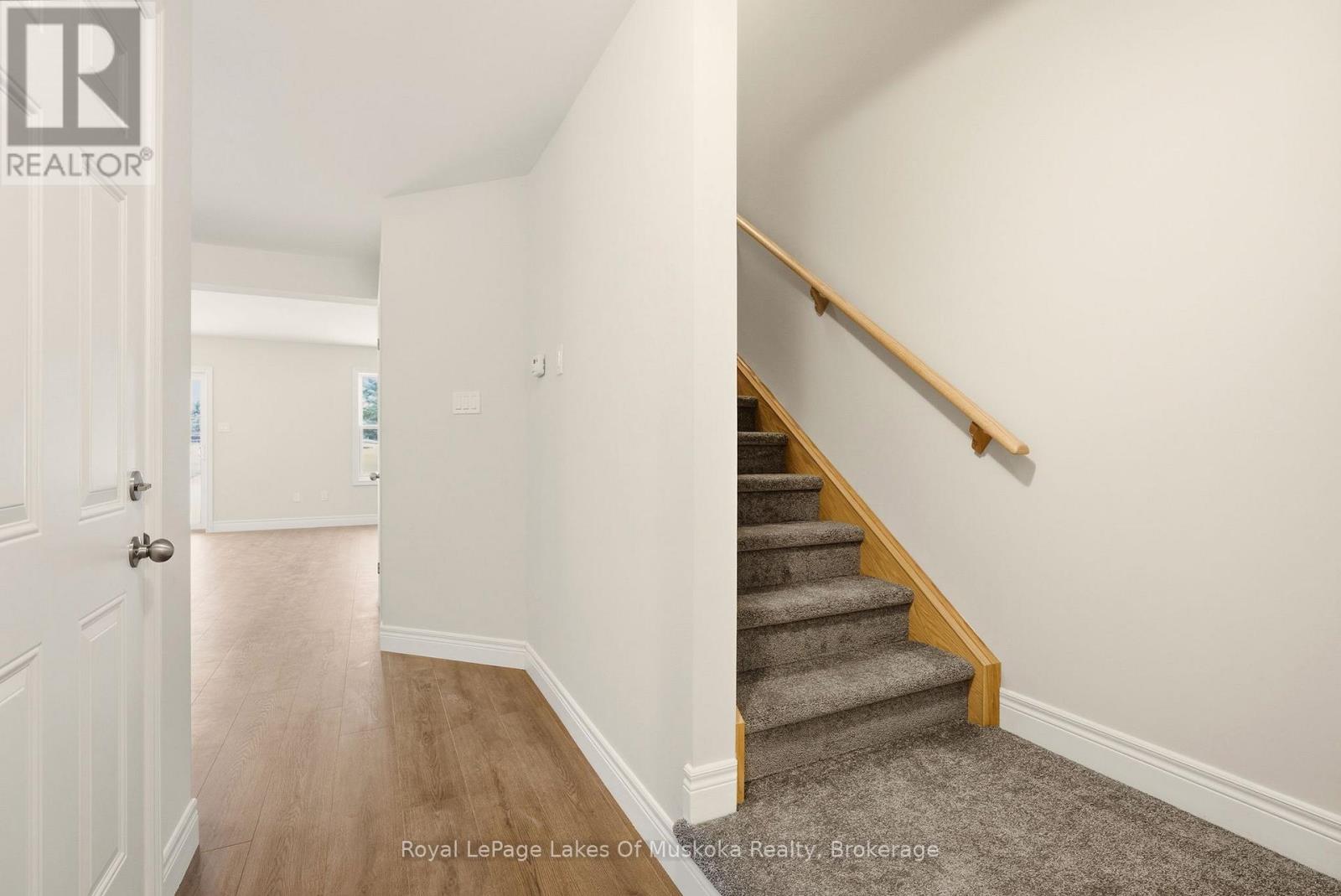 17 Mcconnell Crescent, Bracebridge, Ontario  P1L 0N7 - Photo 6 - X12838920