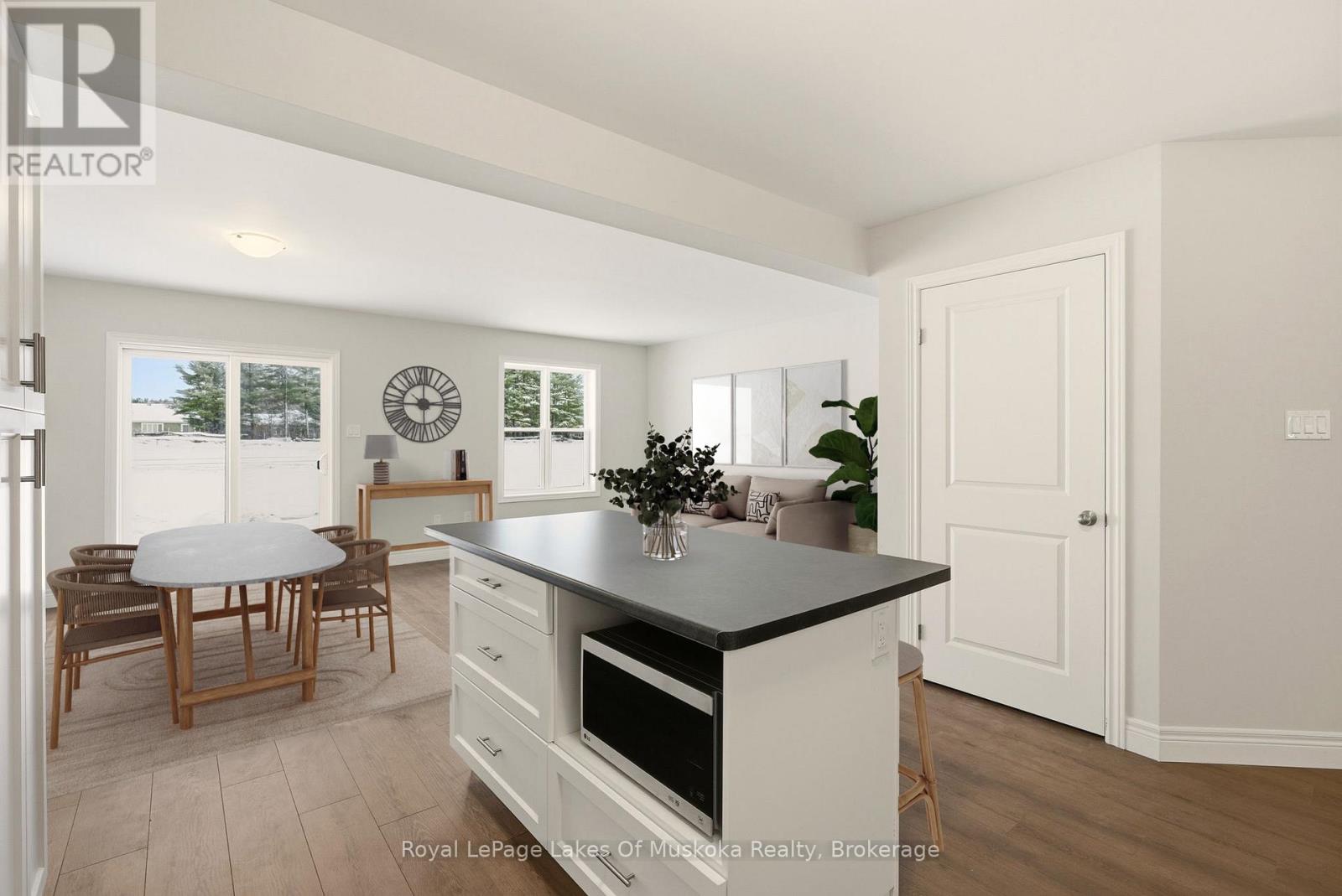 17 Mcconnell Crescent, Bracebridge, Ontario  P1L 0N7 - Photo 8 - X12838920