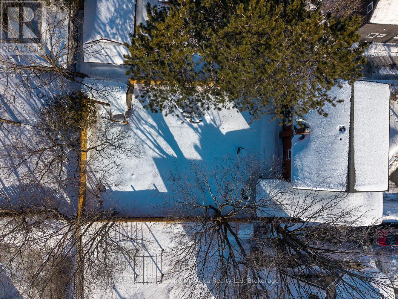 55 A Cascade Street E, Parry Sound, Ontario  P2A 1K3 - Photo 4 - X12843260