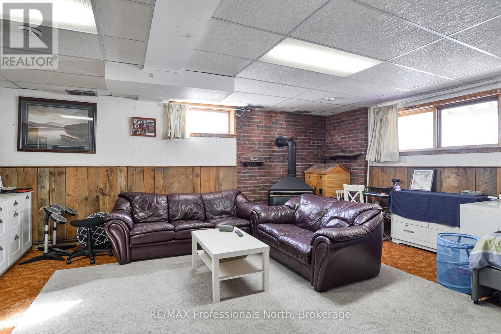 240 Oriole Crescent, Gravenhurst, Ontario  P1P 1C6 - Photo 15 - X12845834