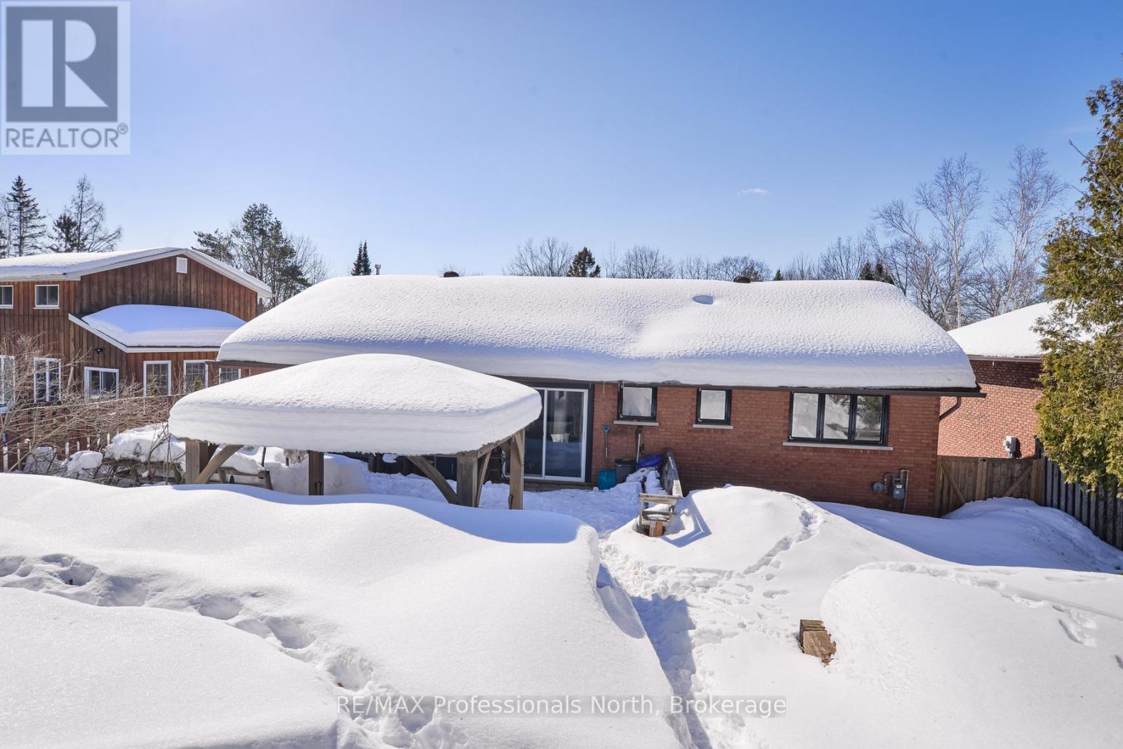 240 Oriole Crescent, Gravenhurst, Ontario  P1P 1C6 - Photo 17 - X12845834