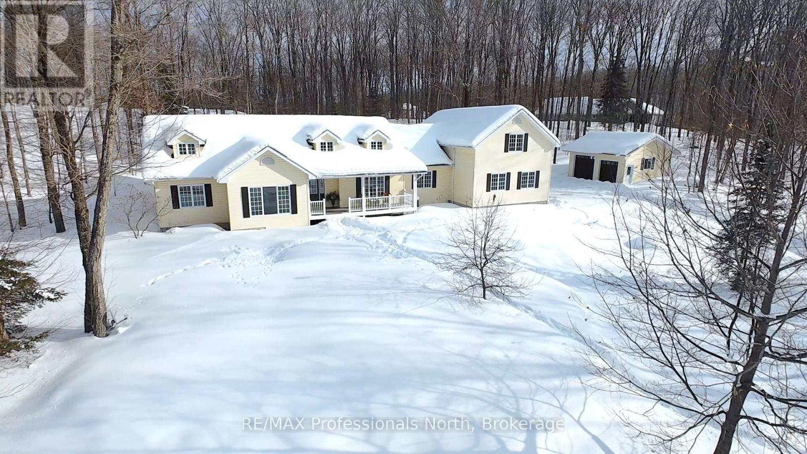 31 Deerfoot Trail, Huntsville, Ontario  P1H 0A6 - Photo 2 - X12845990