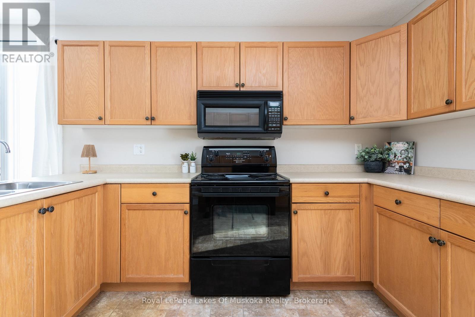 25 Kendra Crescent, Huntsville, Ontario  P1H 2M5 - Photo 10 - X12848400