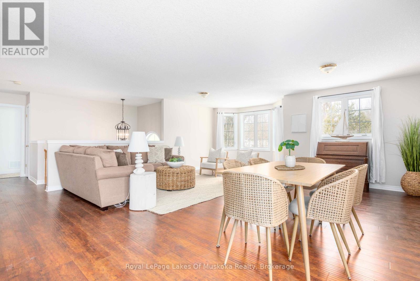 25 Kendra Crescent, Huntsville, Ontario  P1H 2M5 - Photo 4 - X12848400