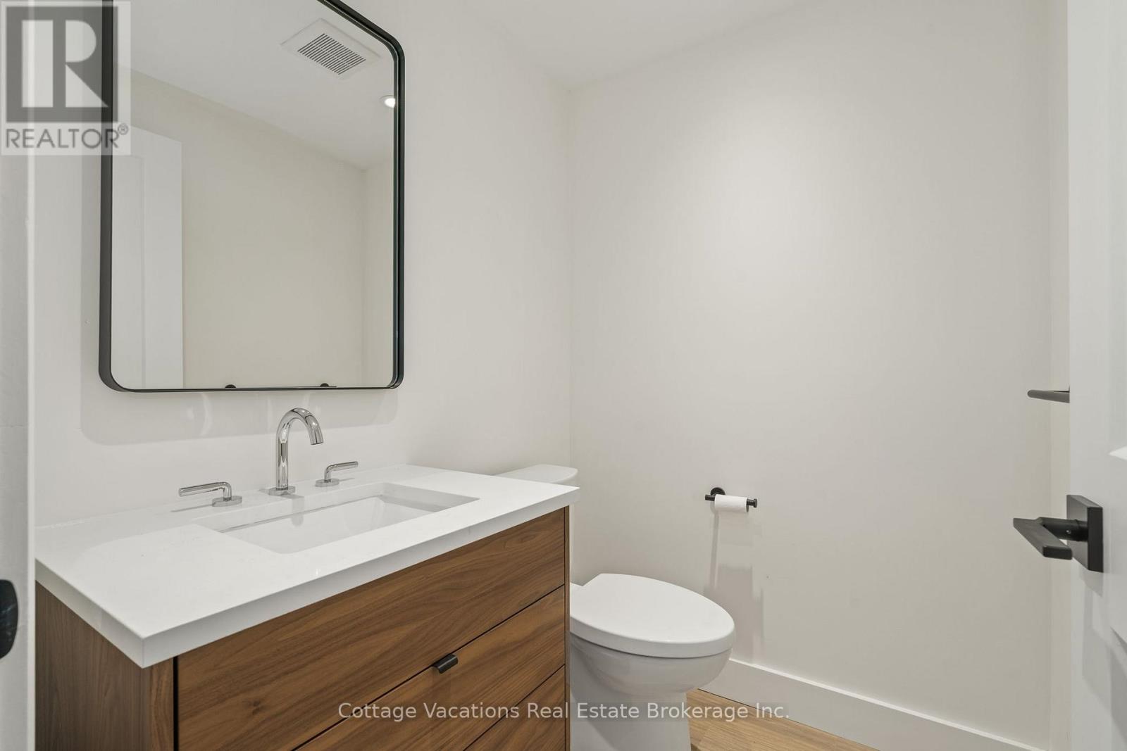 225 Etwell Road, Huntsville, Ontario  P1H 2J2 - Photo 23 - X12849260