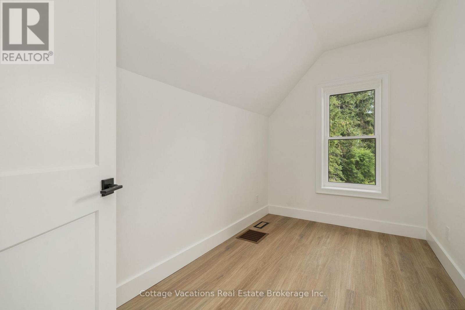 225 Etwell Road, Huntsville, Ontario  P1H 2J2 - Photo 29 - X12849260