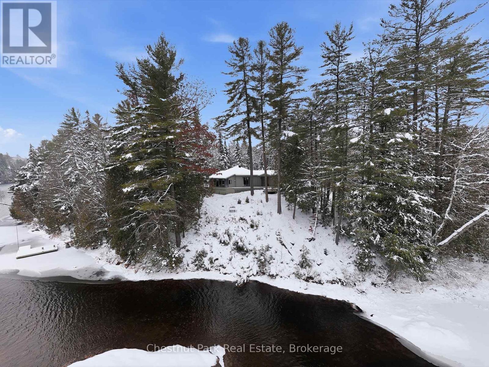 1077 Fairy Falls Road, Lake Of Bays, Ontario  P0B 1A0 - Photo 1 - X12849558