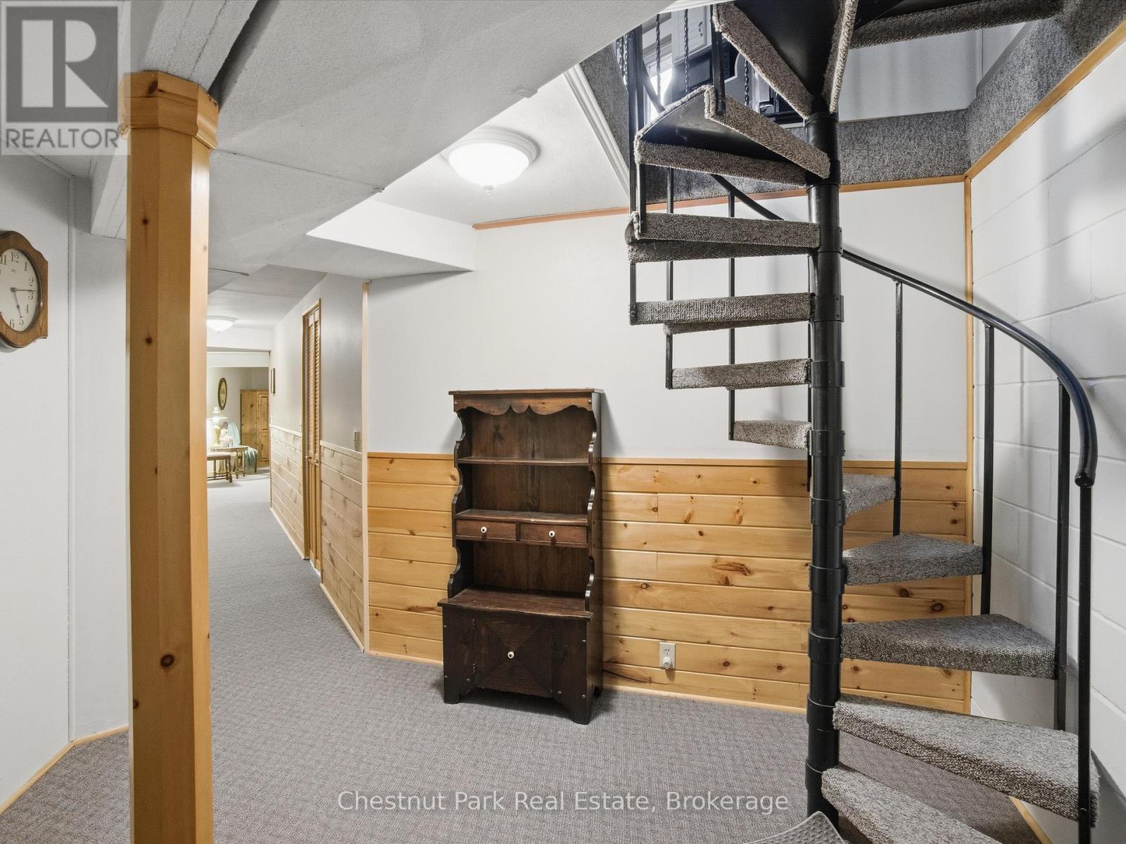 1077 Fairy Falls Road, Lake Of Bays, Ontario  P0B 1A0 - Photo 29 - X12849558