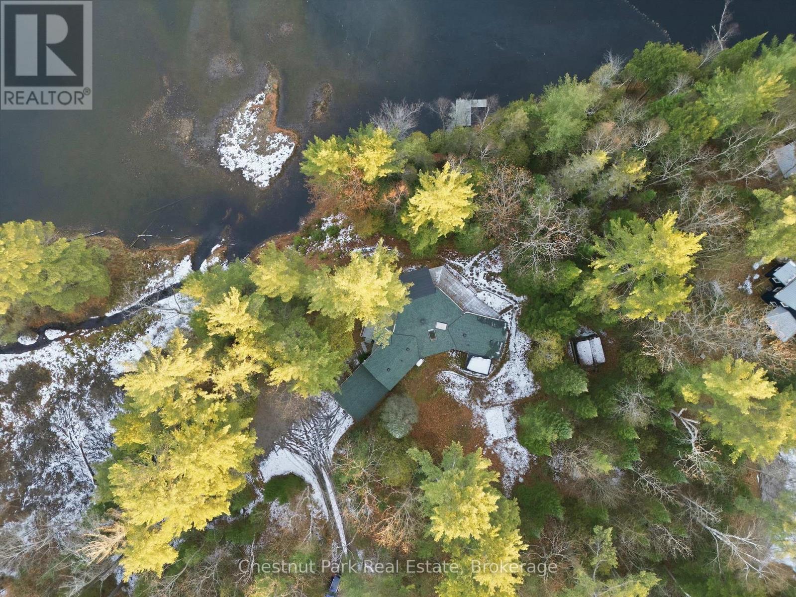 1077 Fairy Falls Road, Lake Of Bays, Ontario  P0B 1A0 - Photo 36 - X12849558